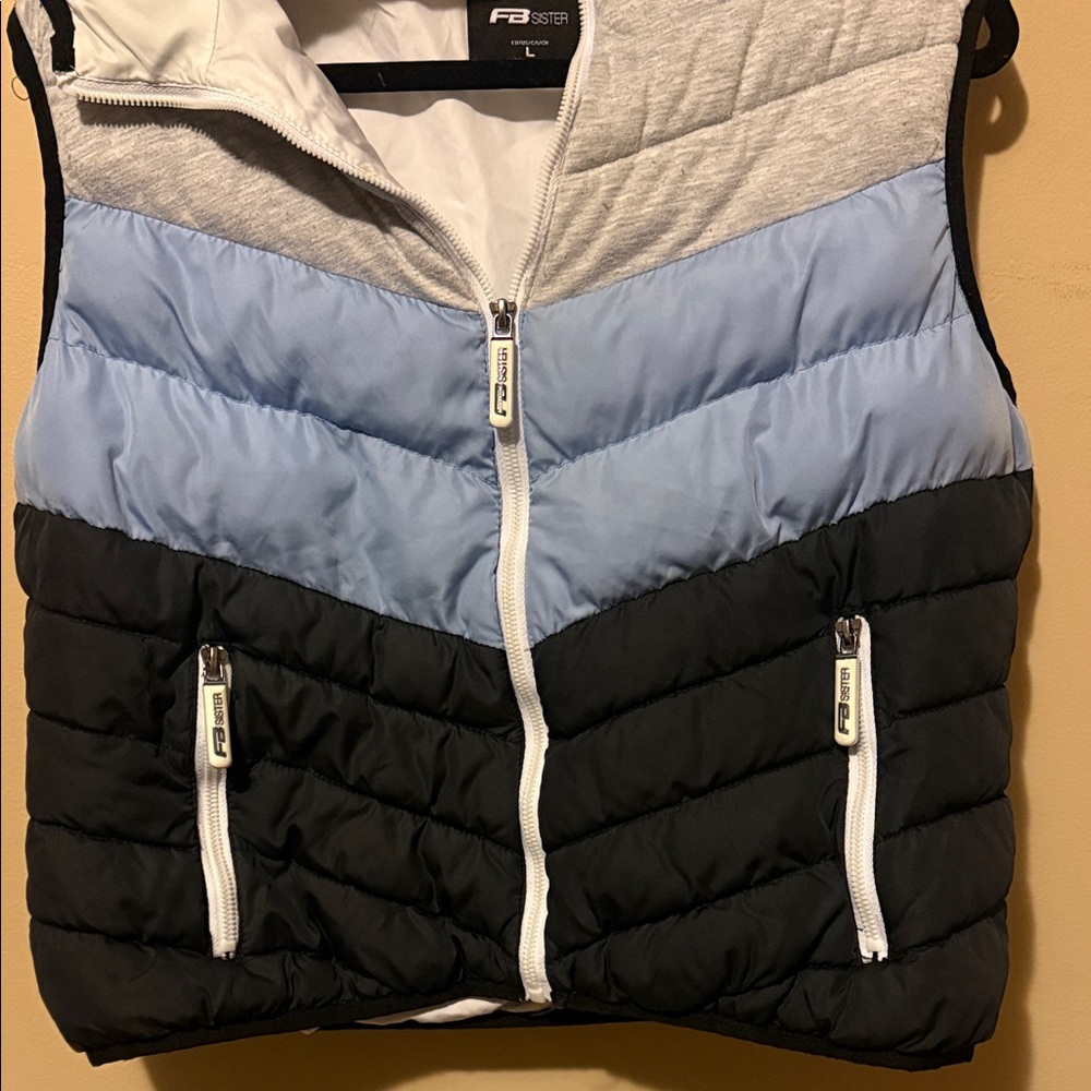 Women's Quilted Vest with Hood - Navy, Blue, Gray - Picture 4 of 9